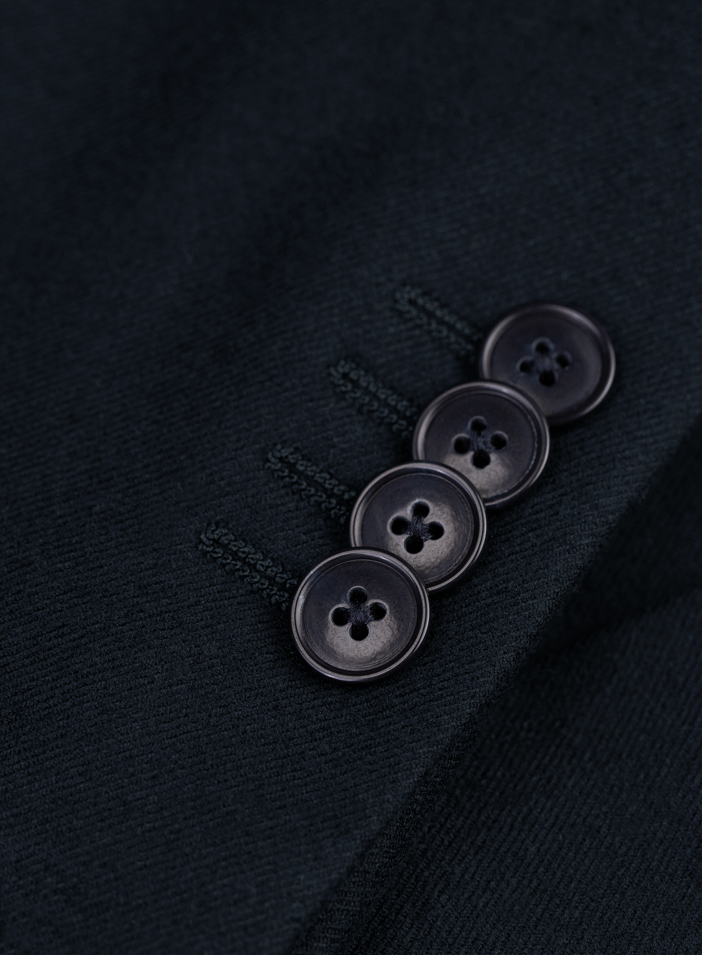 Jasje van wol | FULL_WIDTH | BLUE NAVY