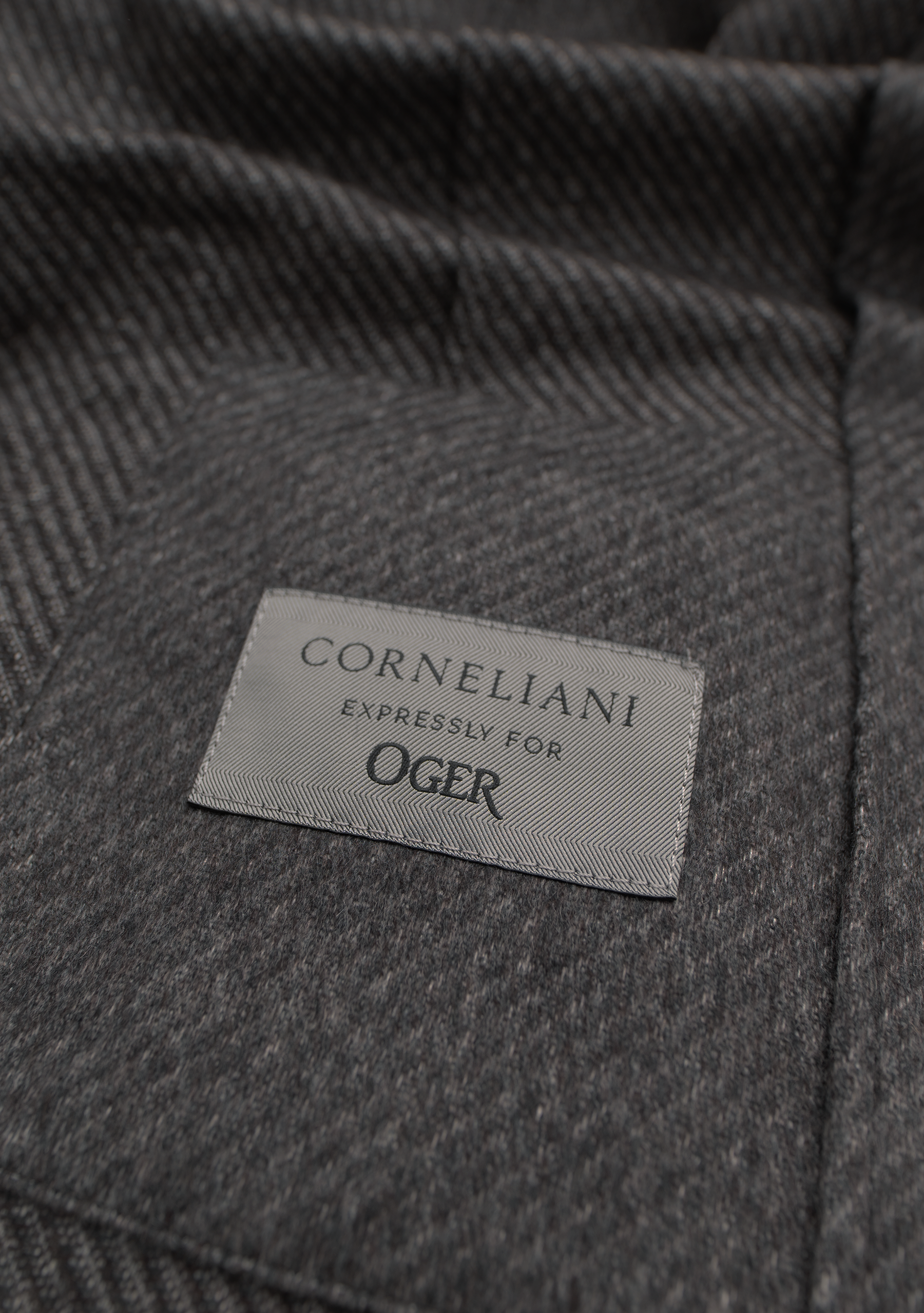 Jasje van zijde en cashmere | FULL_WIDTH | TAUPE