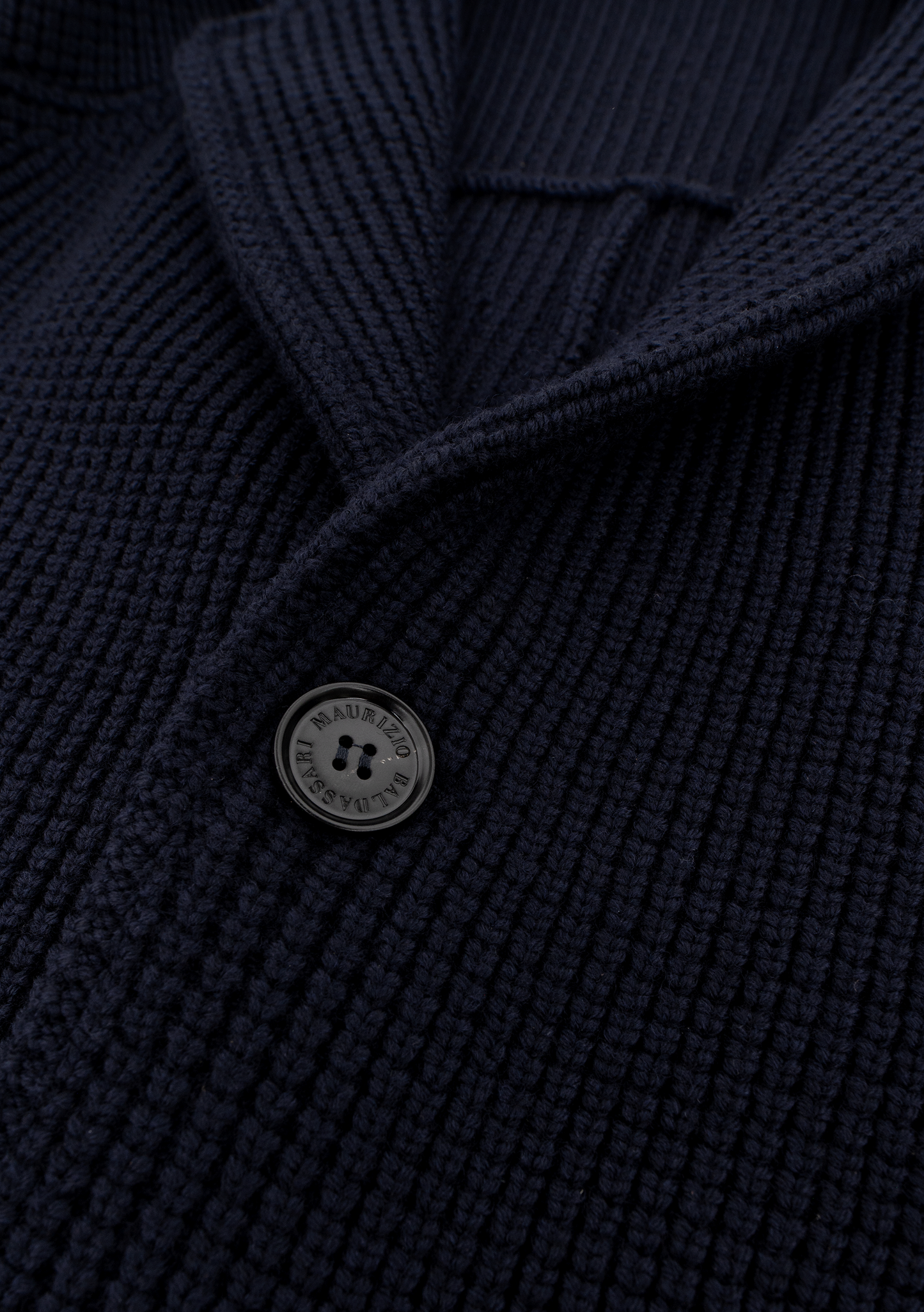 Knitted cardigan van scheerwol | FULL_WIDTH | BLUE NAVY