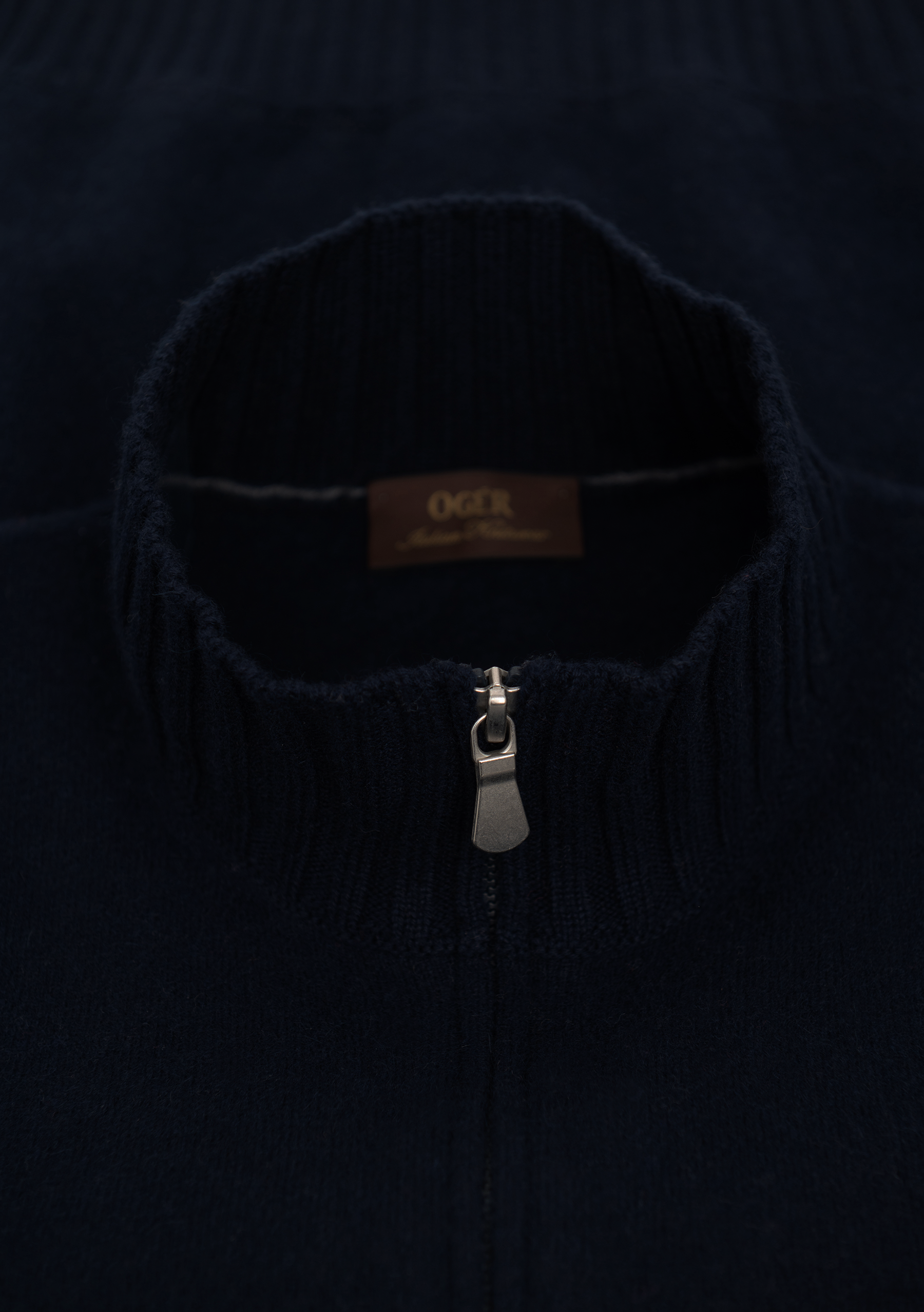 Cashmere ritsvest | FULL_WIDTH | BLUE NAVY