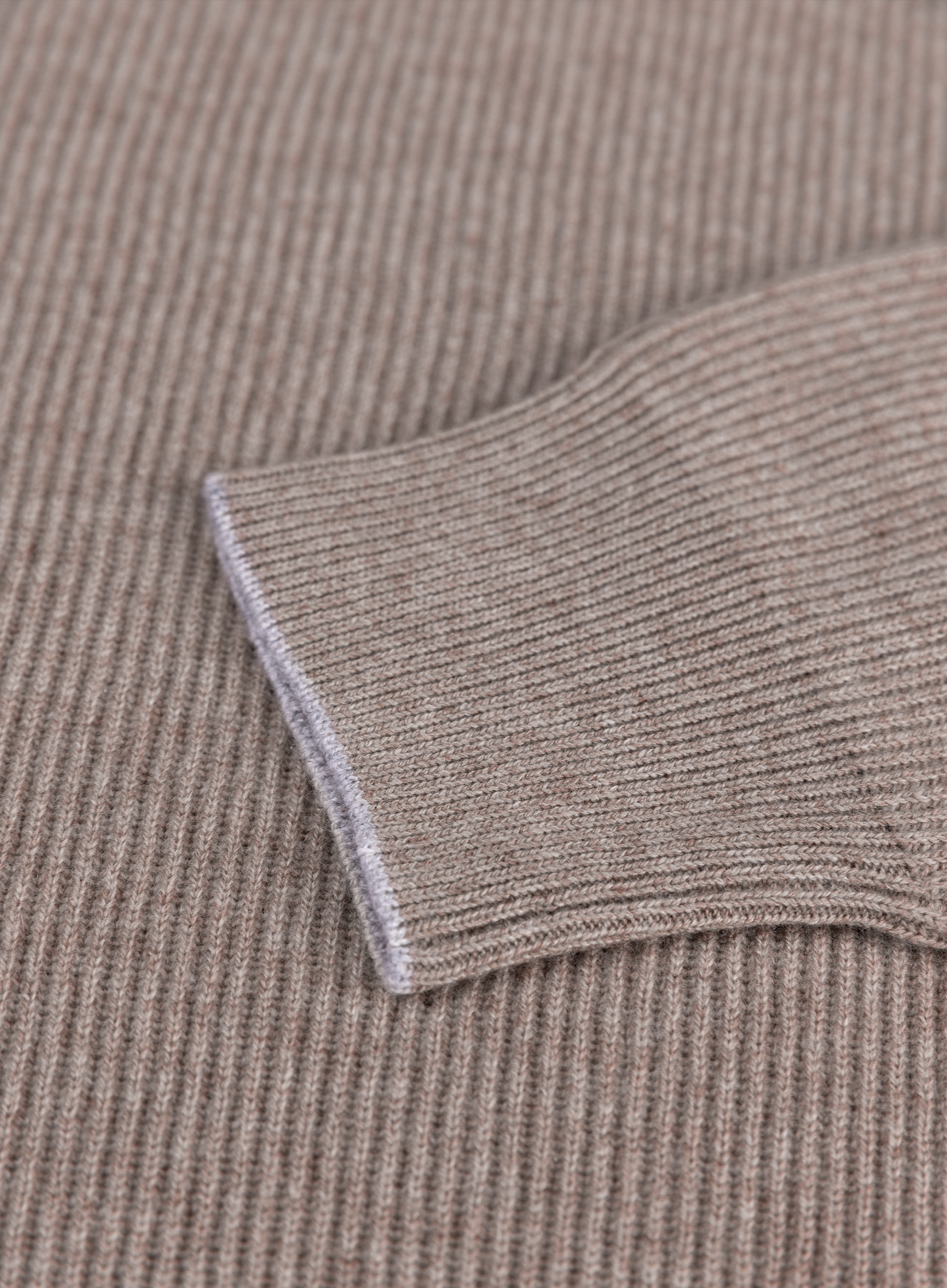Crewneck met lange mouwen van cashmere | FULL_WIDTH | TAUPE