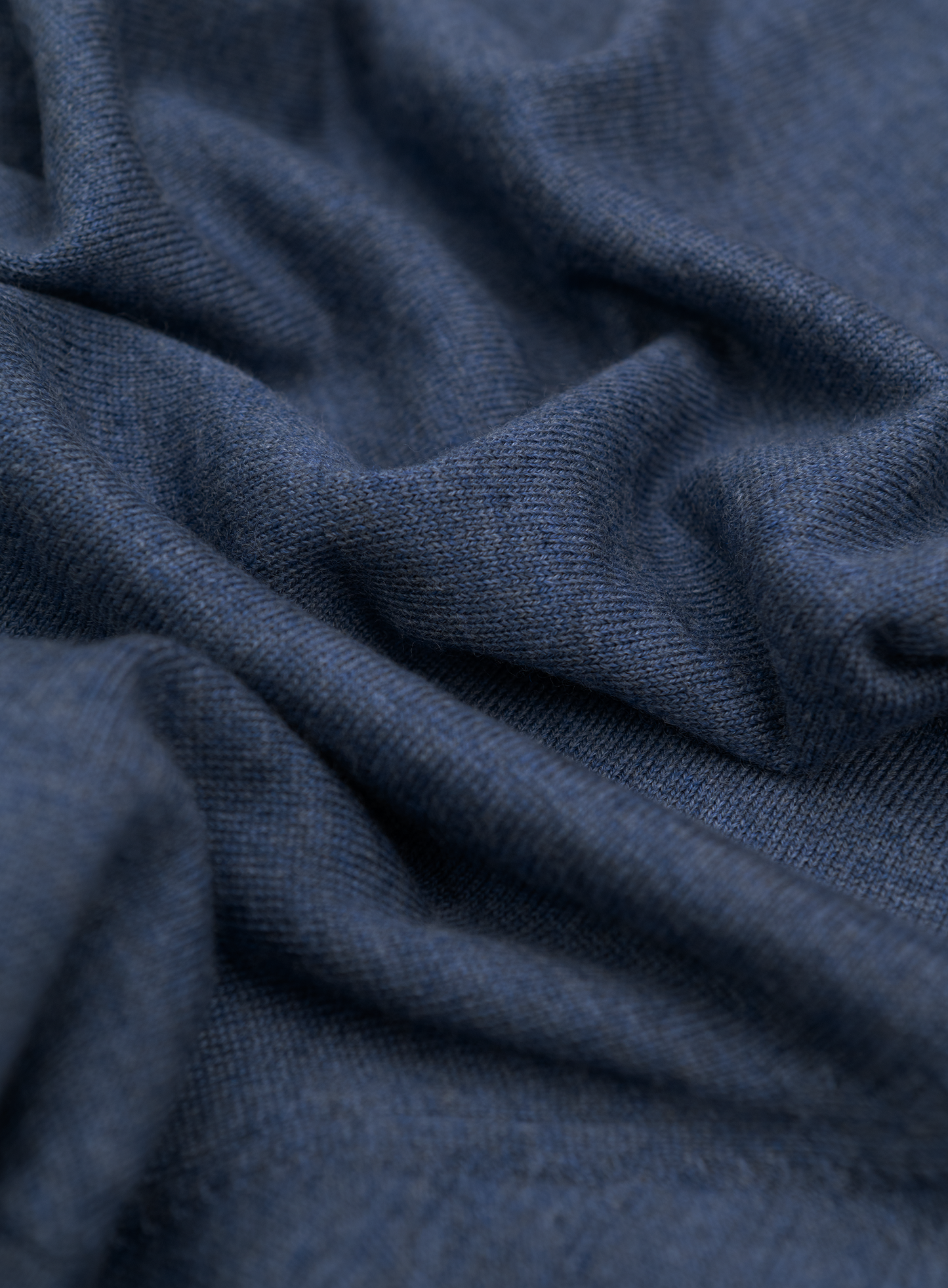Mockneck trui van virgin wol | FULL_WIDTH | JEANS BLAUW