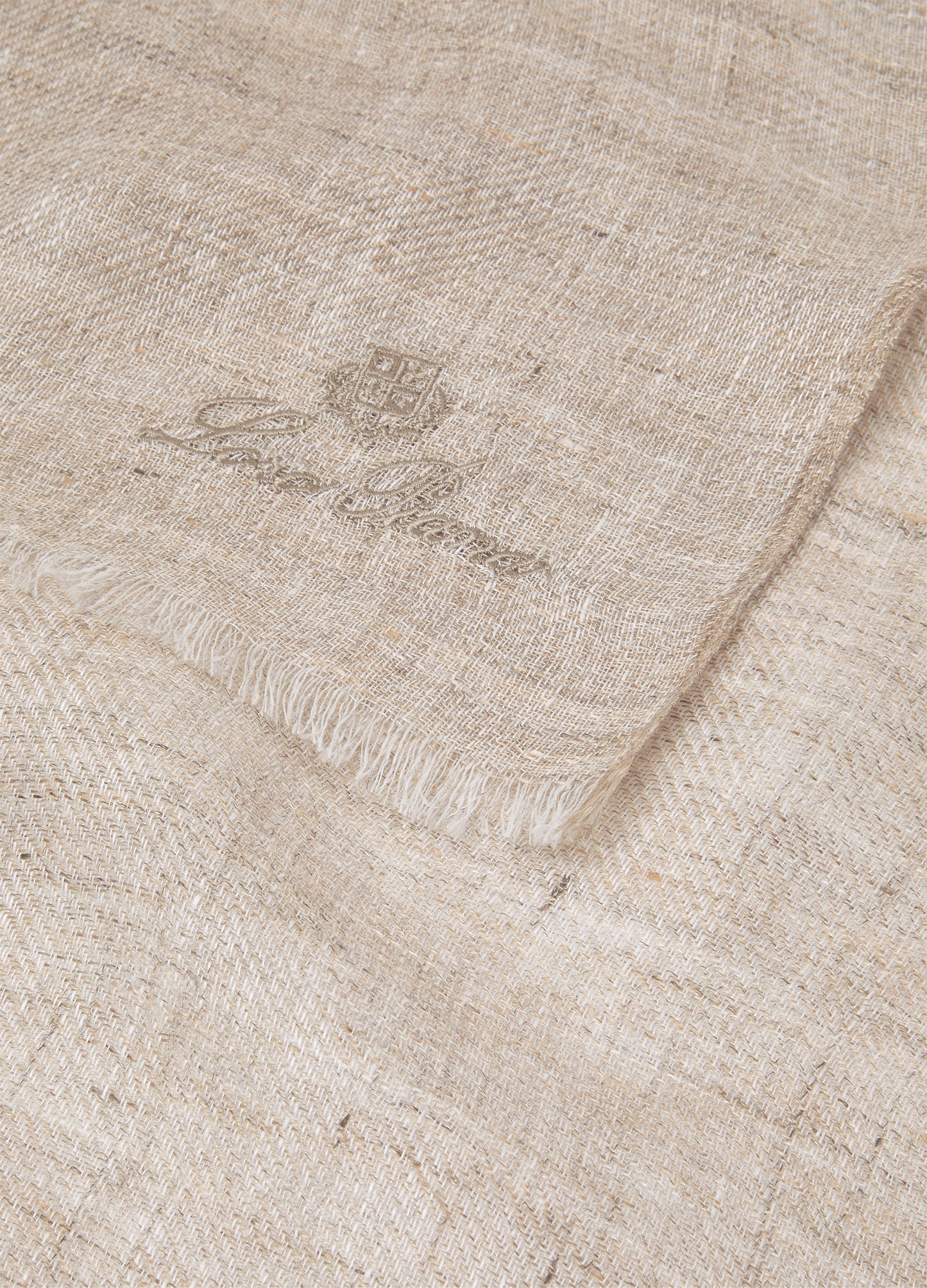 Alisei Sjaal van linnen | BG_TRANSPARENT | FULL_WIDTH | Beige