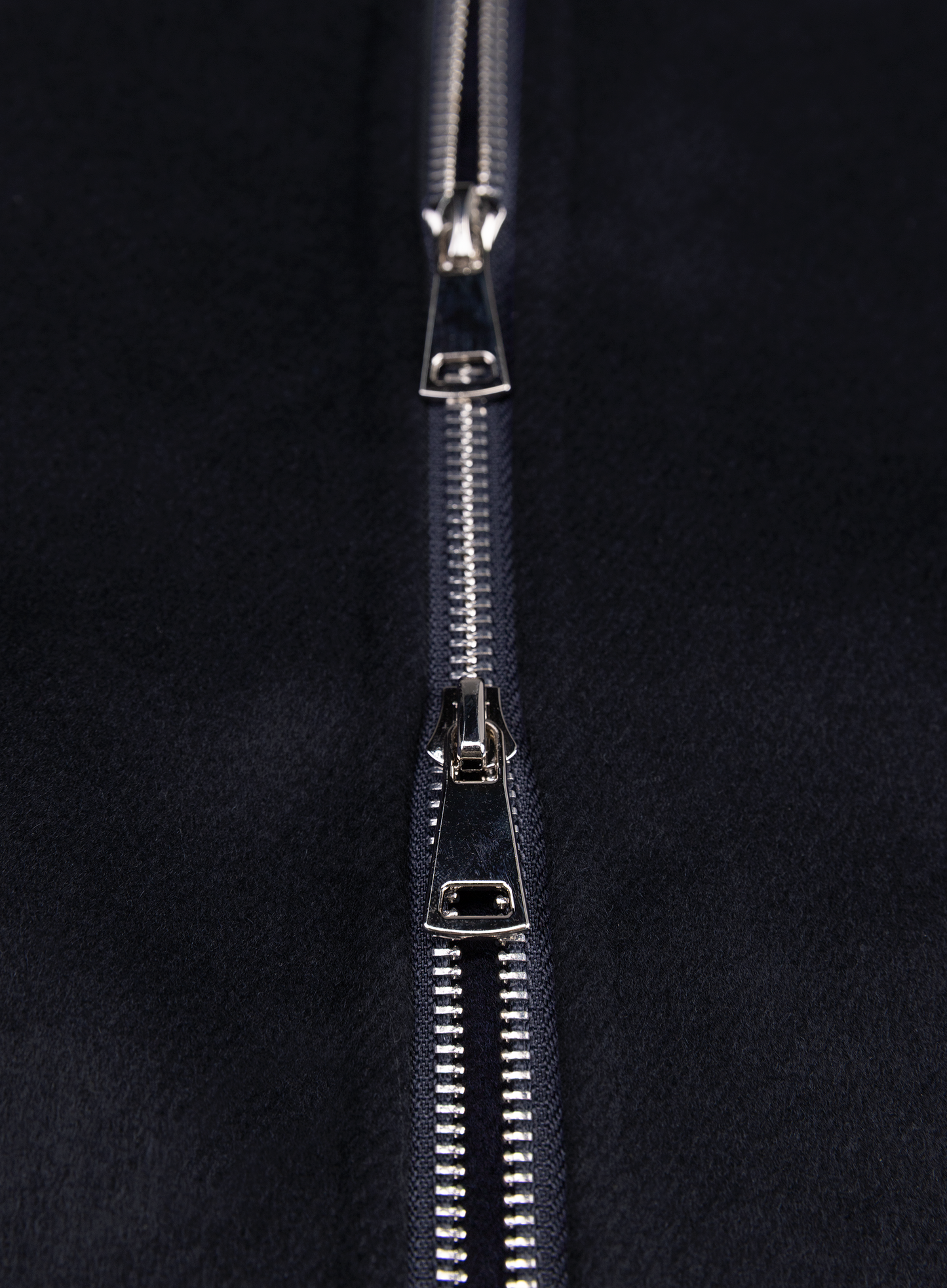 Mick jack van wol | FULL_WIDTH | BLUE NAVY