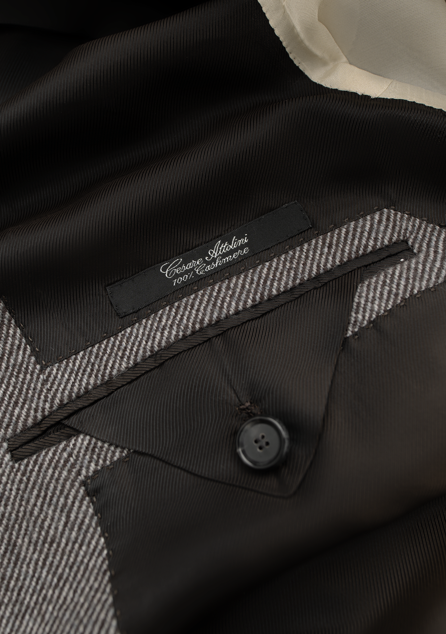 Handgemaakt jasje van cashmere | FULL_WIDTH | D.Bruin