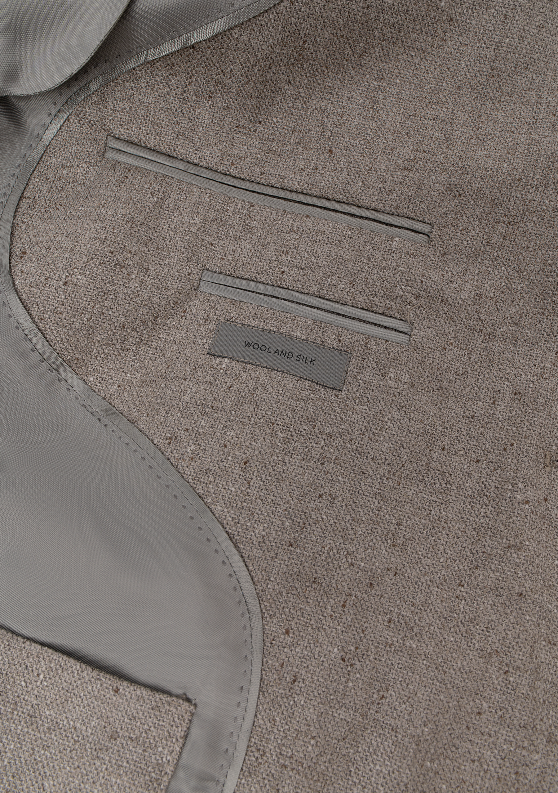 Jasje van zijde en virgin wol | FULL_WIDTH | Beige