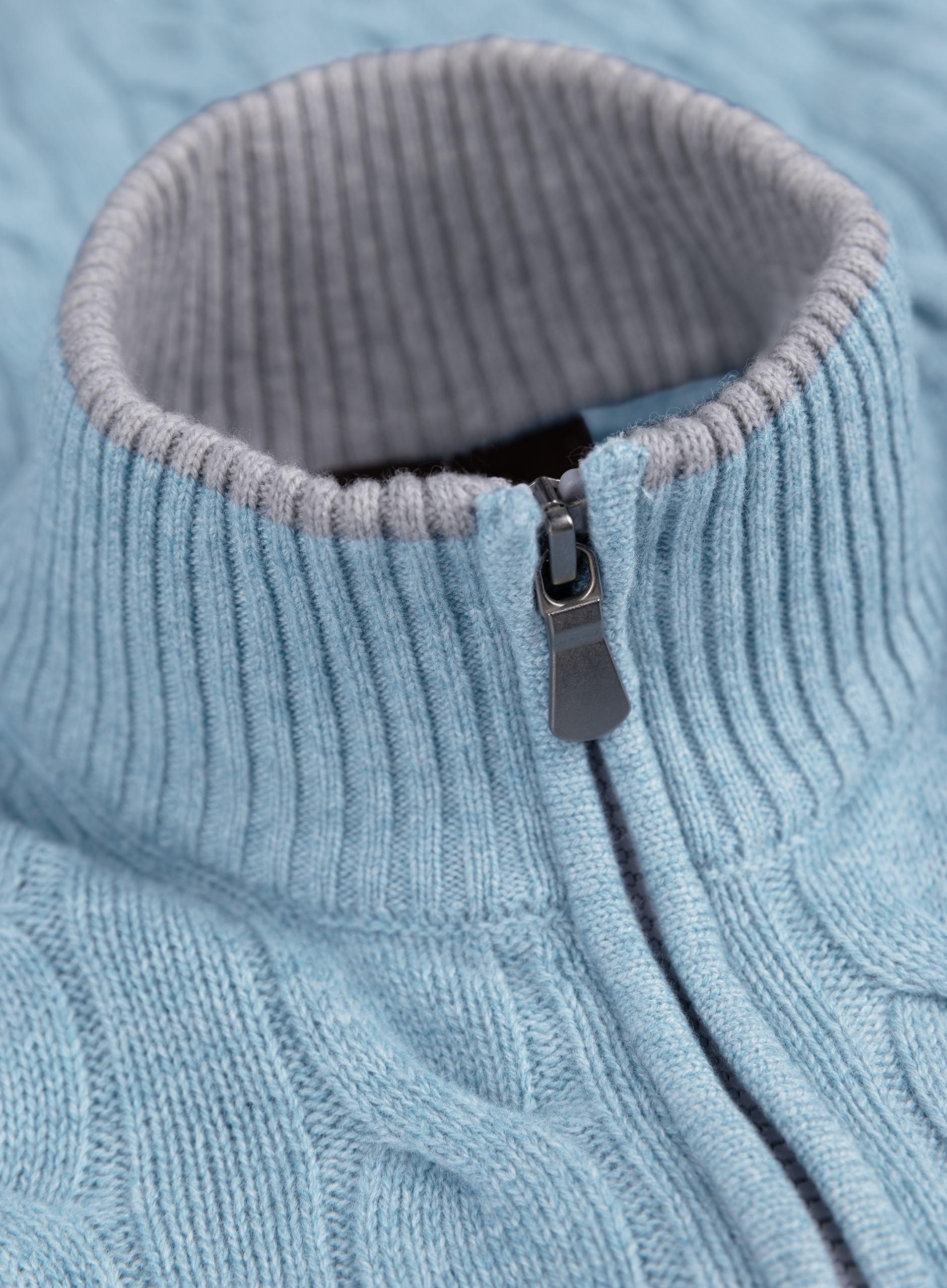 Kabelgebreid ritsvest van wol en cashmere | FULL_WIDTH | L.Blauw