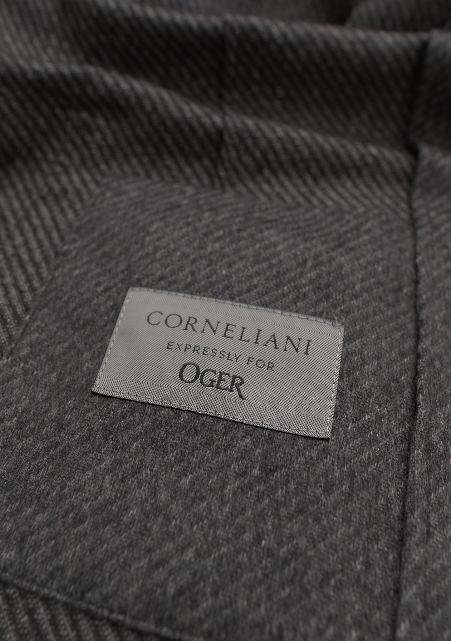 Jasje van zijde en cashmere | FULL_WIDTH | TAUPE