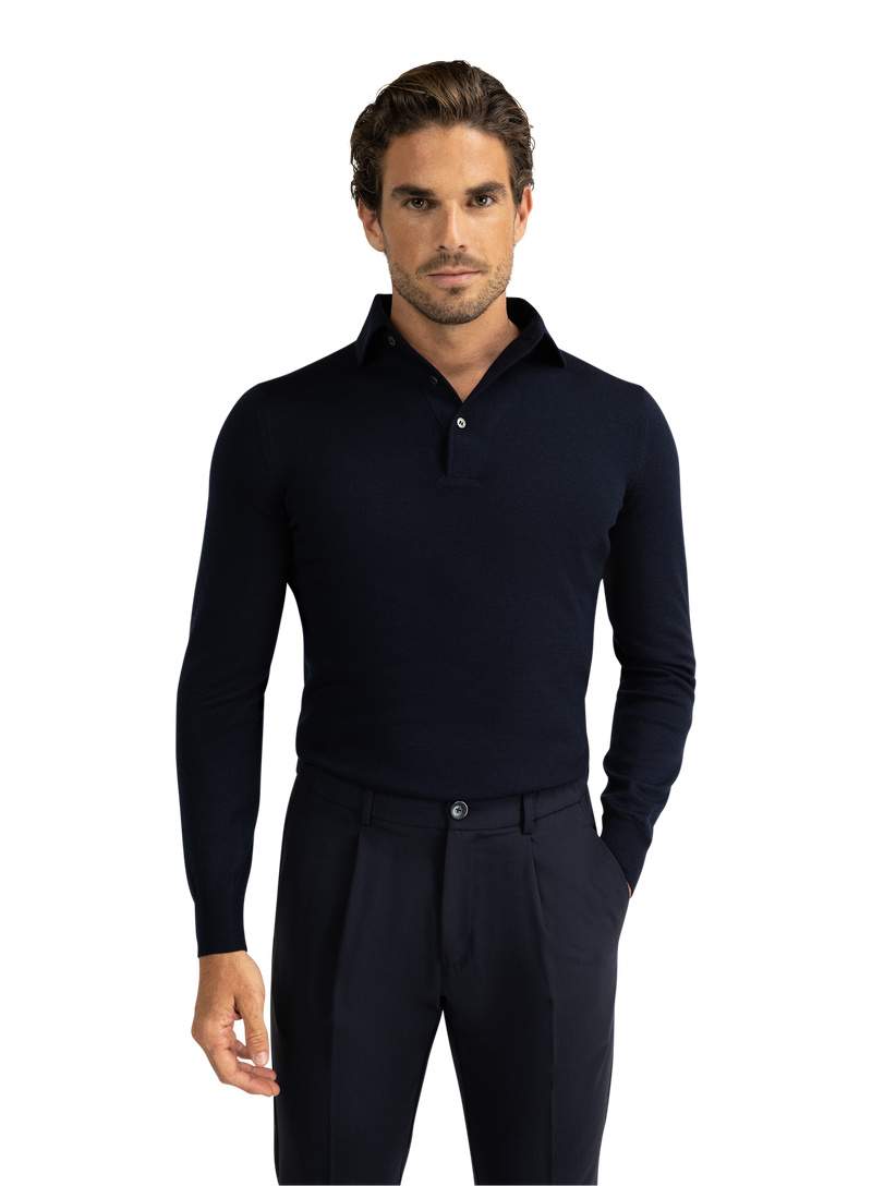 Long-sleeved polo shirt made of virgin wool
