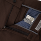 Morello chino | FULL_WIDTH | D.Bruin
