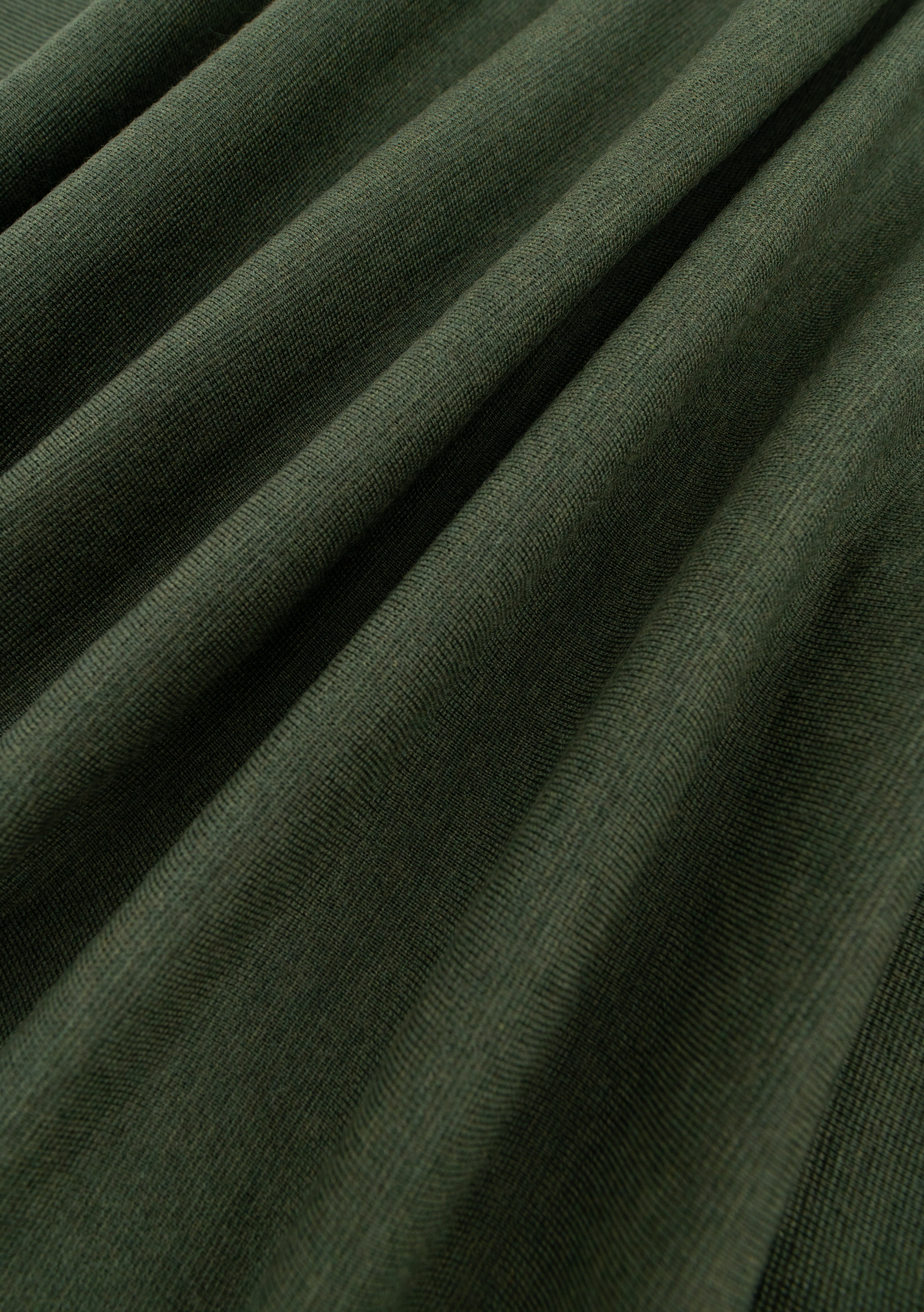 Buttonless polo van virgin wol | FULL_WIDTH | D.Groen