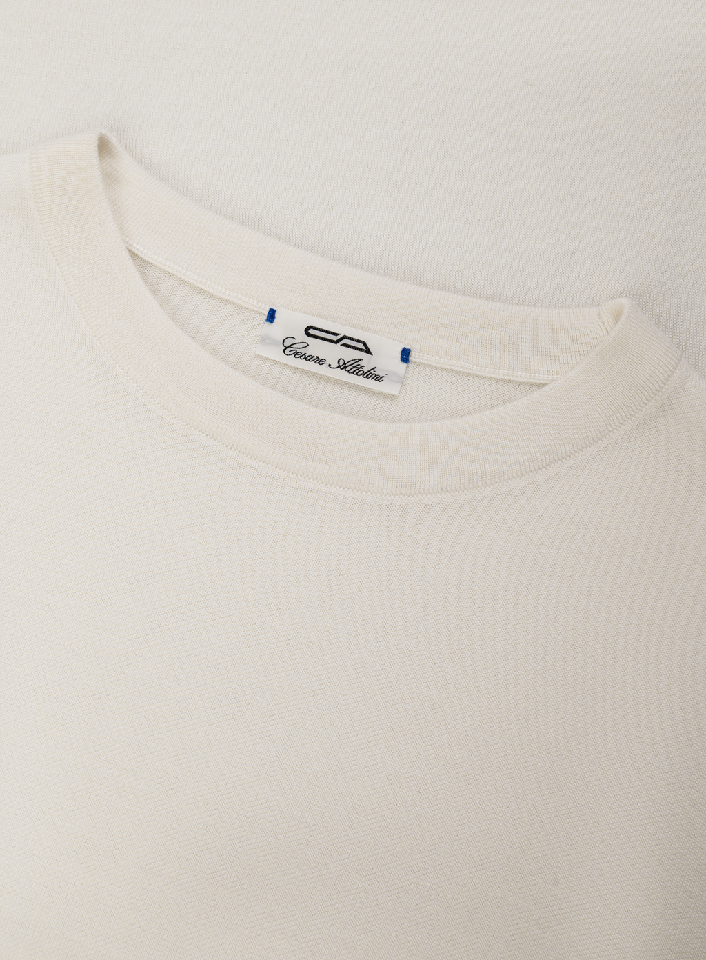 T-shirt van cashmere en zijde | FULL_WIDTH | ROOM-WIT