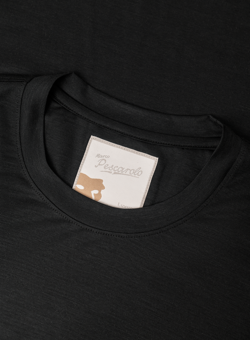 T-shirt made of sheared wool