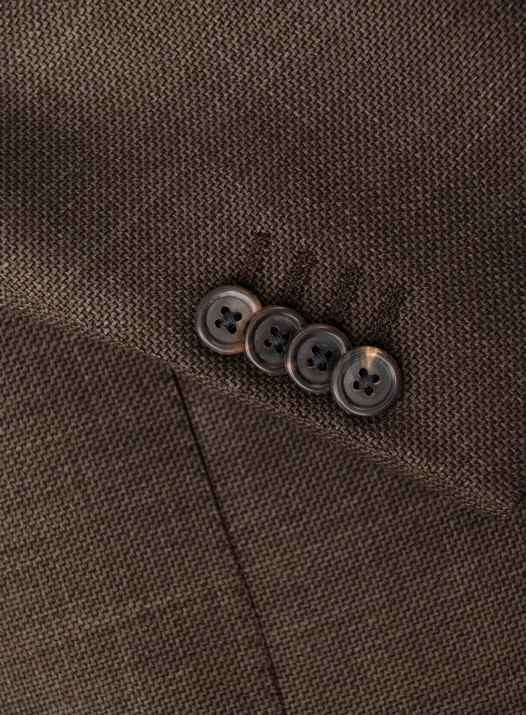 Jasje van scheerwol | FULL_WIDTH | TAUPE BRUIN