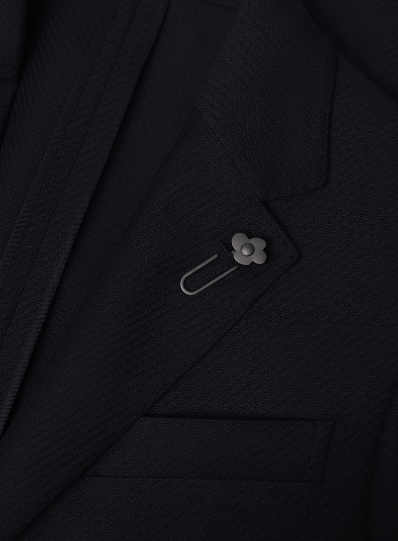 Jacket made of new wool