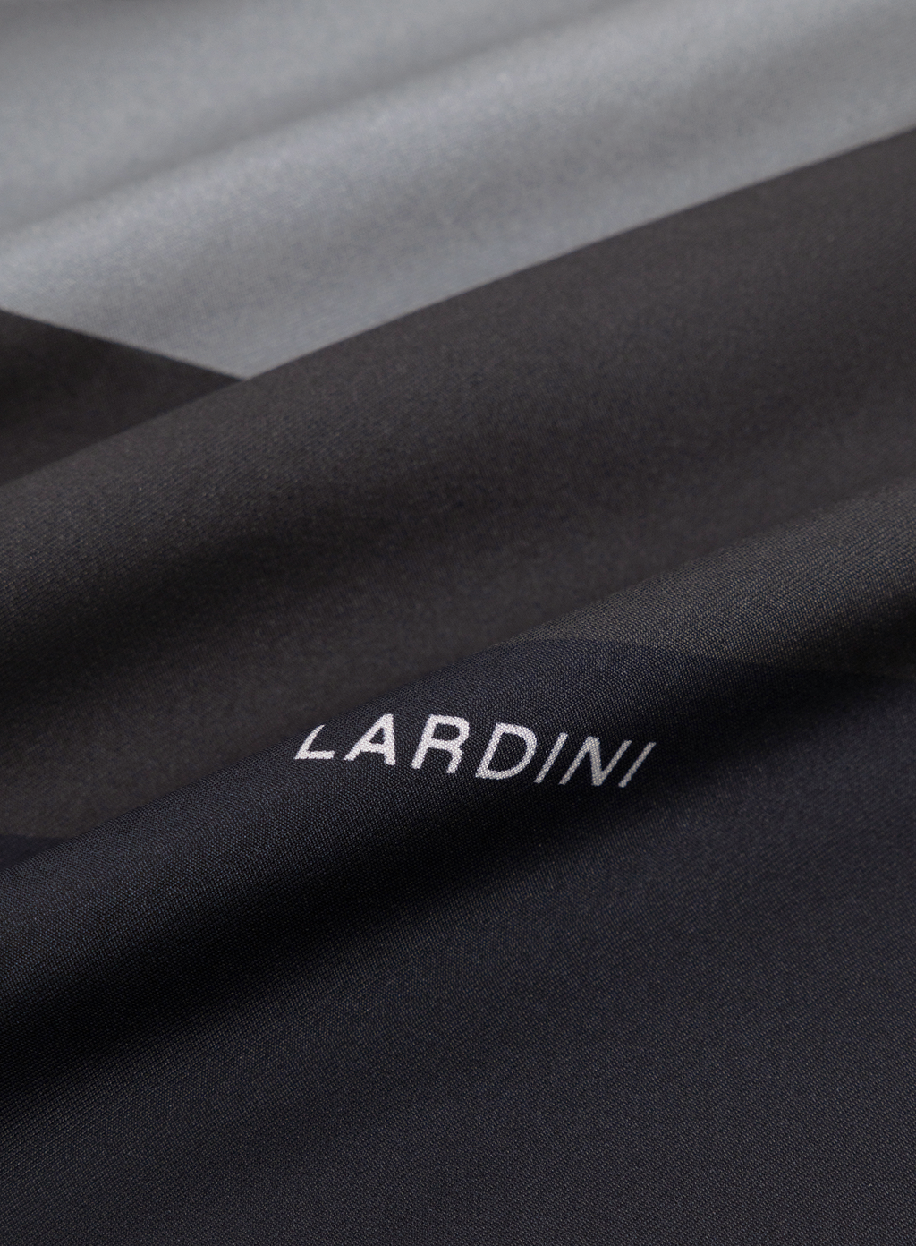 Shawl van zijde | FULL_WIDTH | BLAUW-GRIJS
