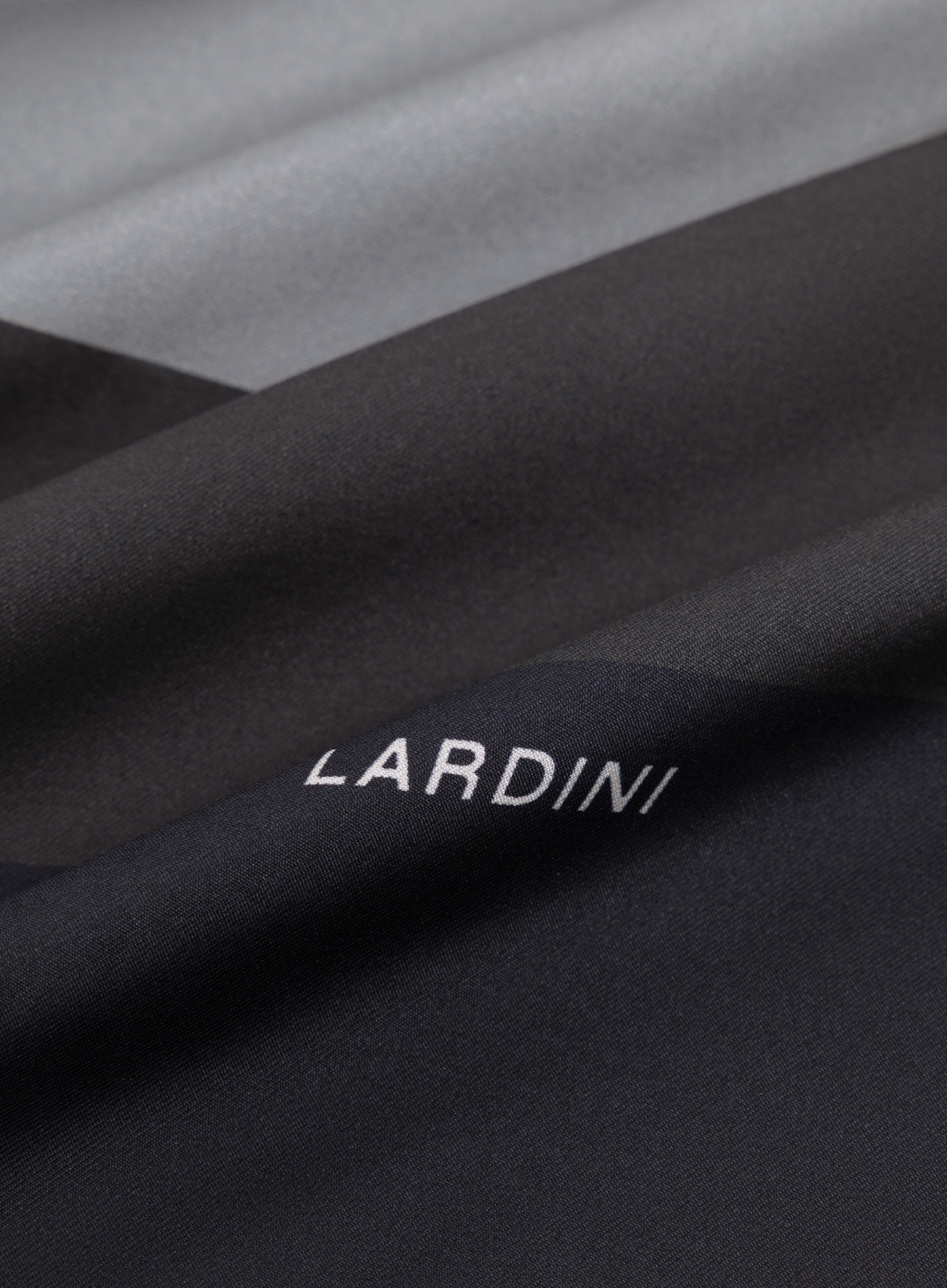 Zijden shawl | FULL_WIDTH | BLAUW-GRIJS