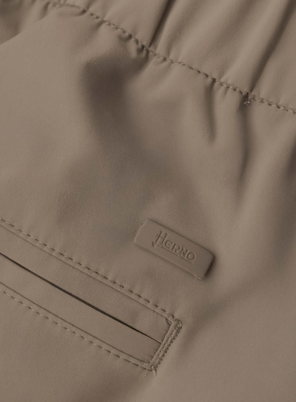 Broek met trekkoord van technische stof | FULL_WIDTH | TAUPE