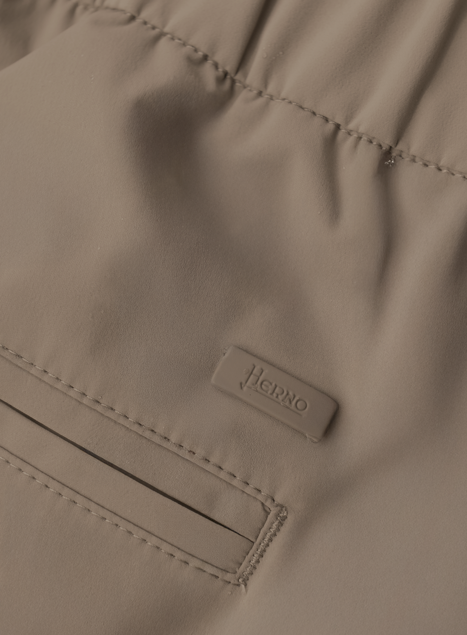 Broek met trekkoord van technische stof | FULL_WIDTH | TAUPE
