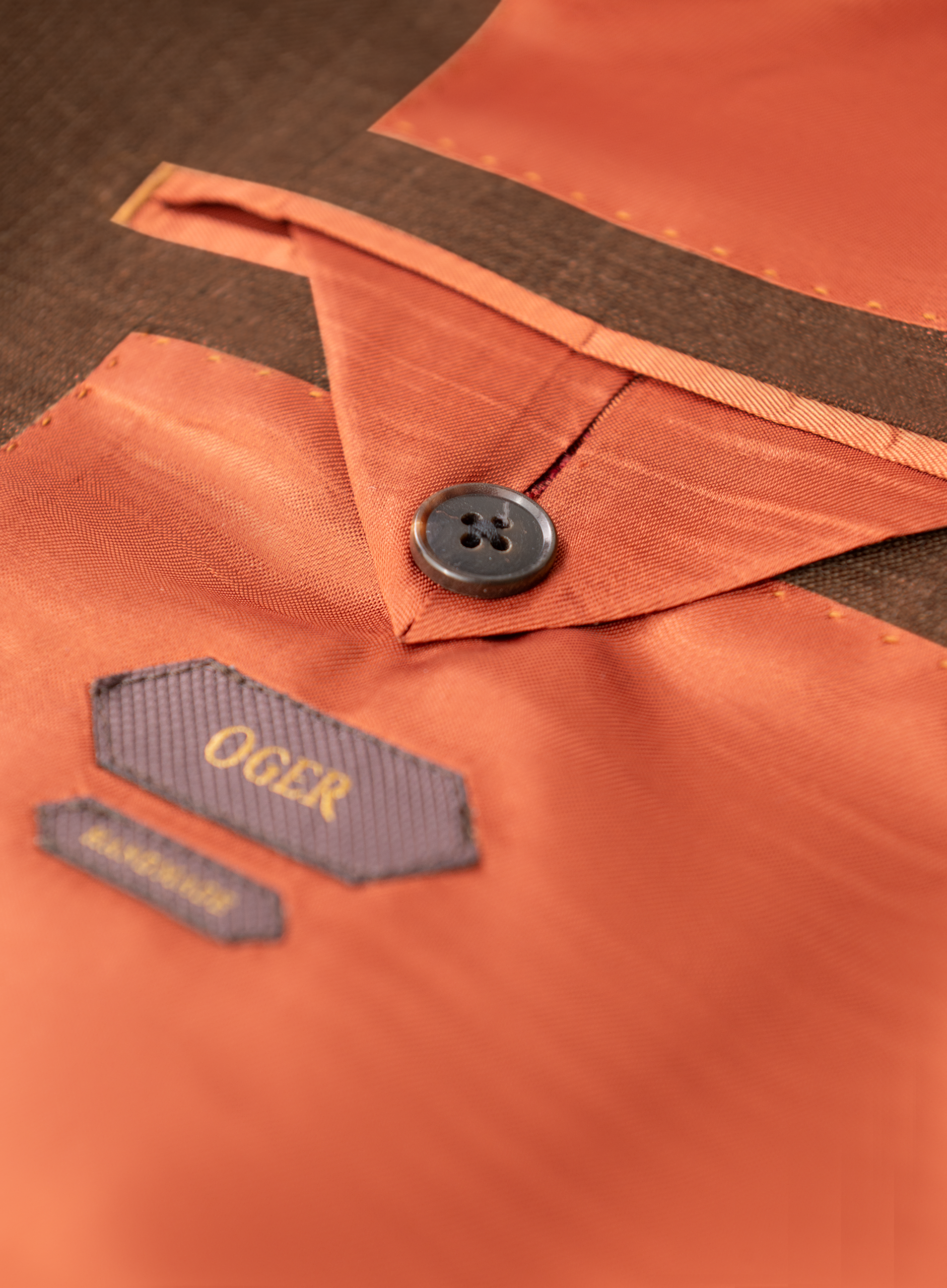 Pak van wol, zijde en linnen | Bruin