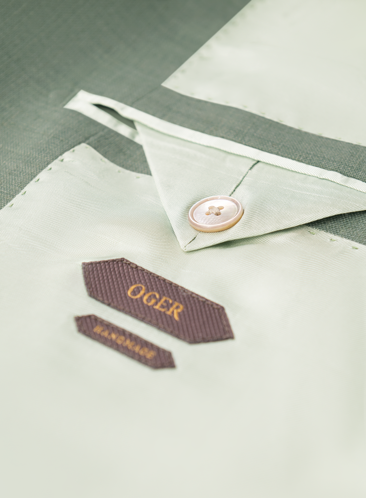 Driedelig pak van wol en linnen | Groen