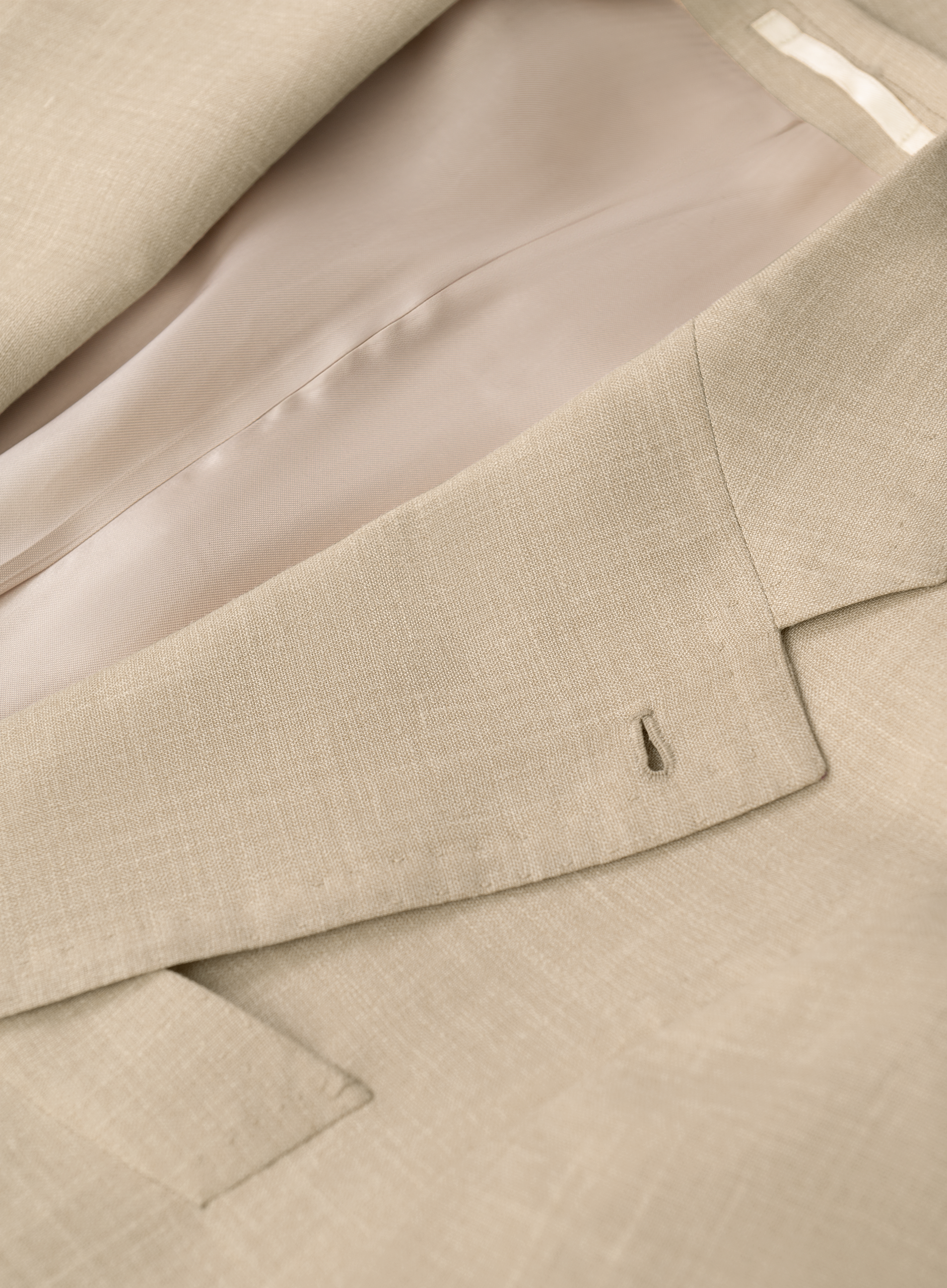 Pak van wol, zijde en linnen (loro piana-stof) | FULL_WIDTH | Beige