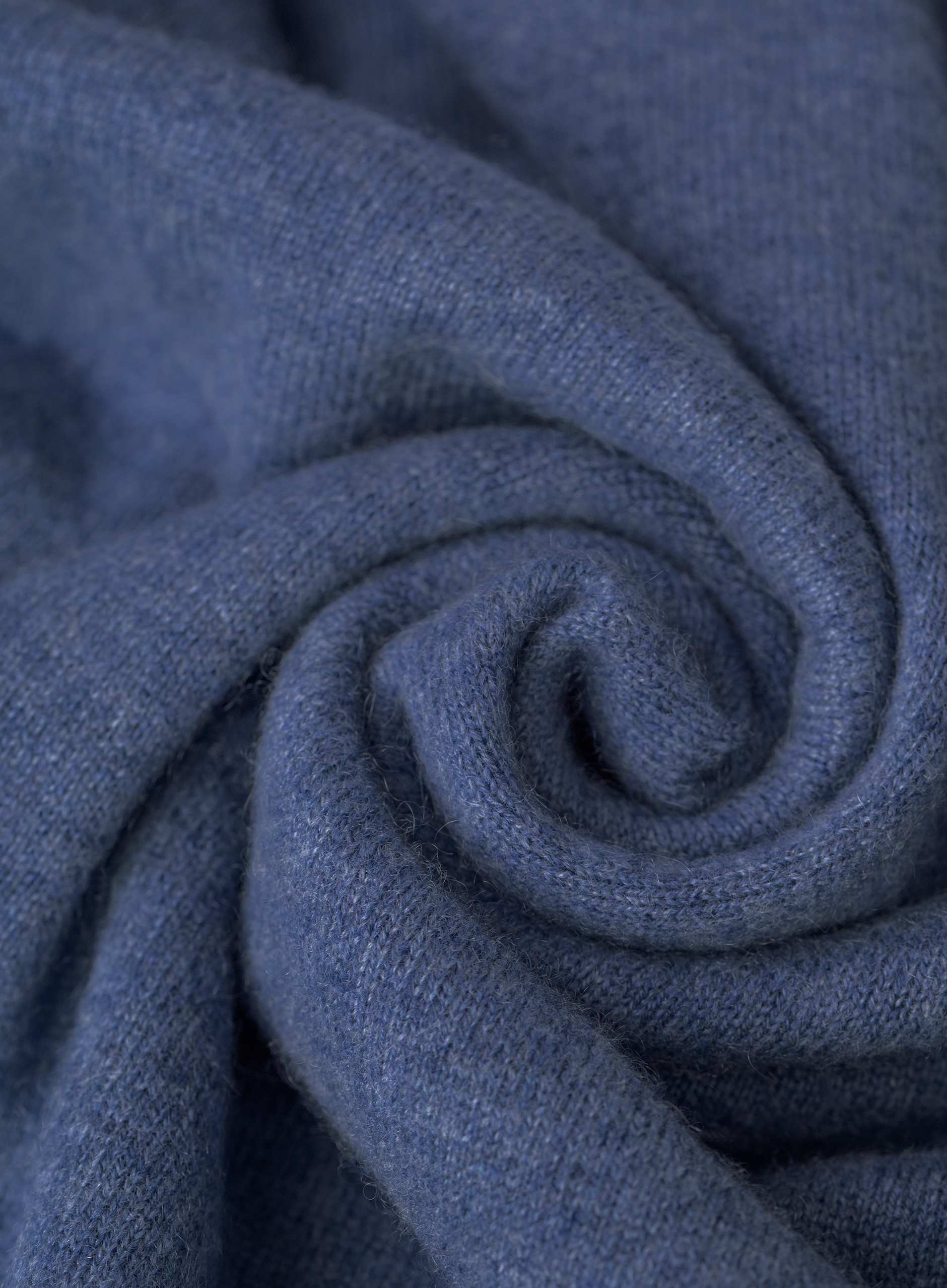 Handgemaakte coltrui van cashmere | FULL_WIDTH | Blauw