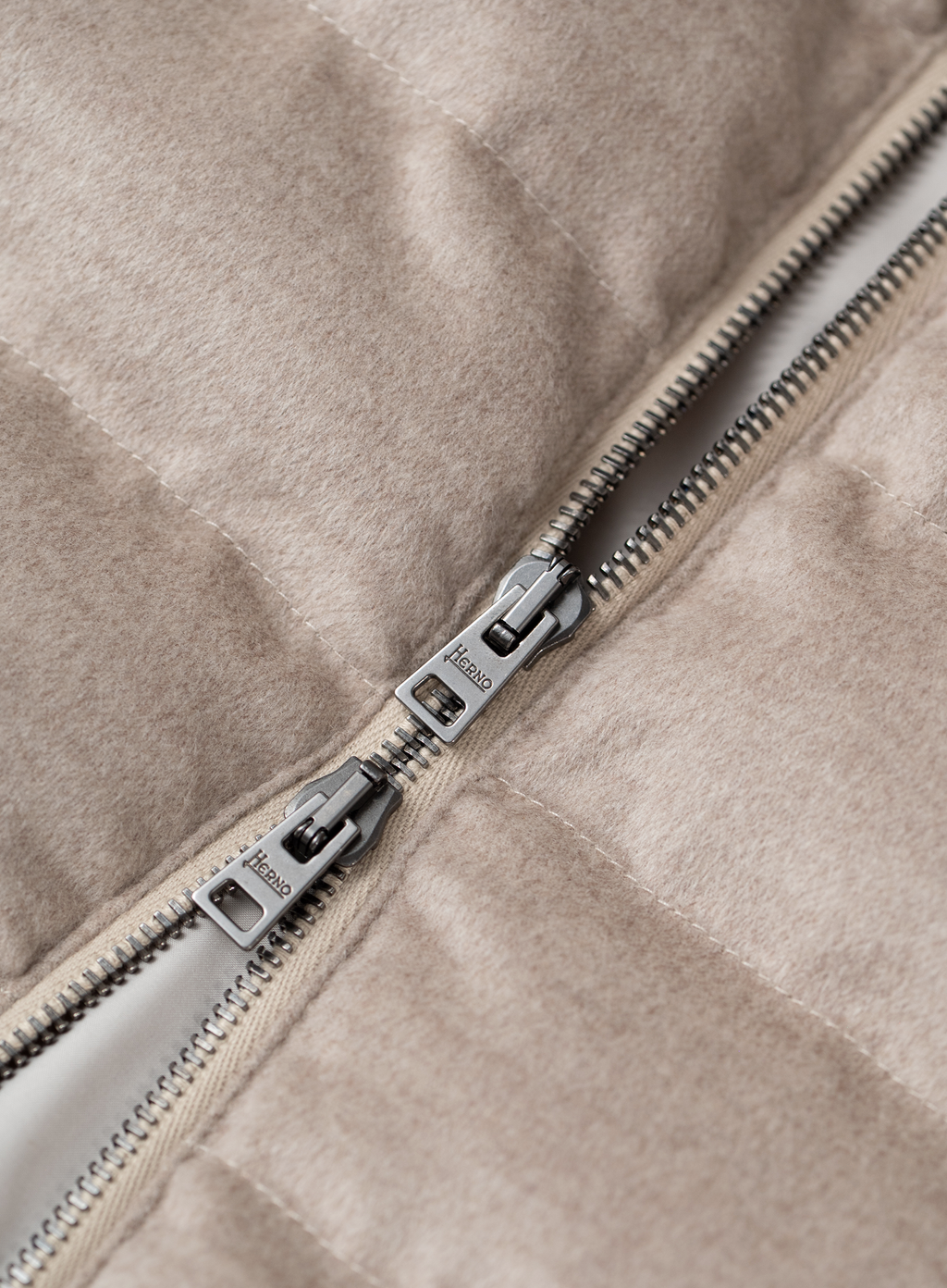 Jack in wol en technische stof | FULL_WIDTH | Beige