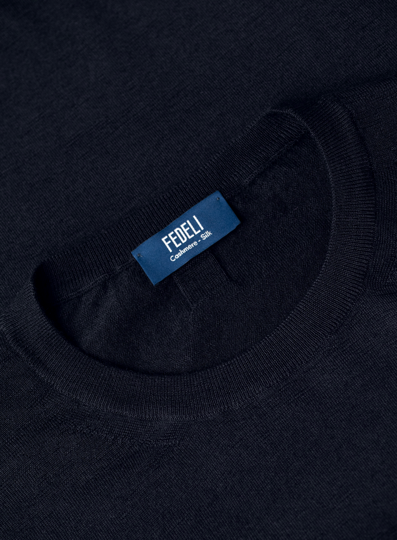 Ronde hals in cashmere zijde | FULL_WIDTH | BLUE NAVY