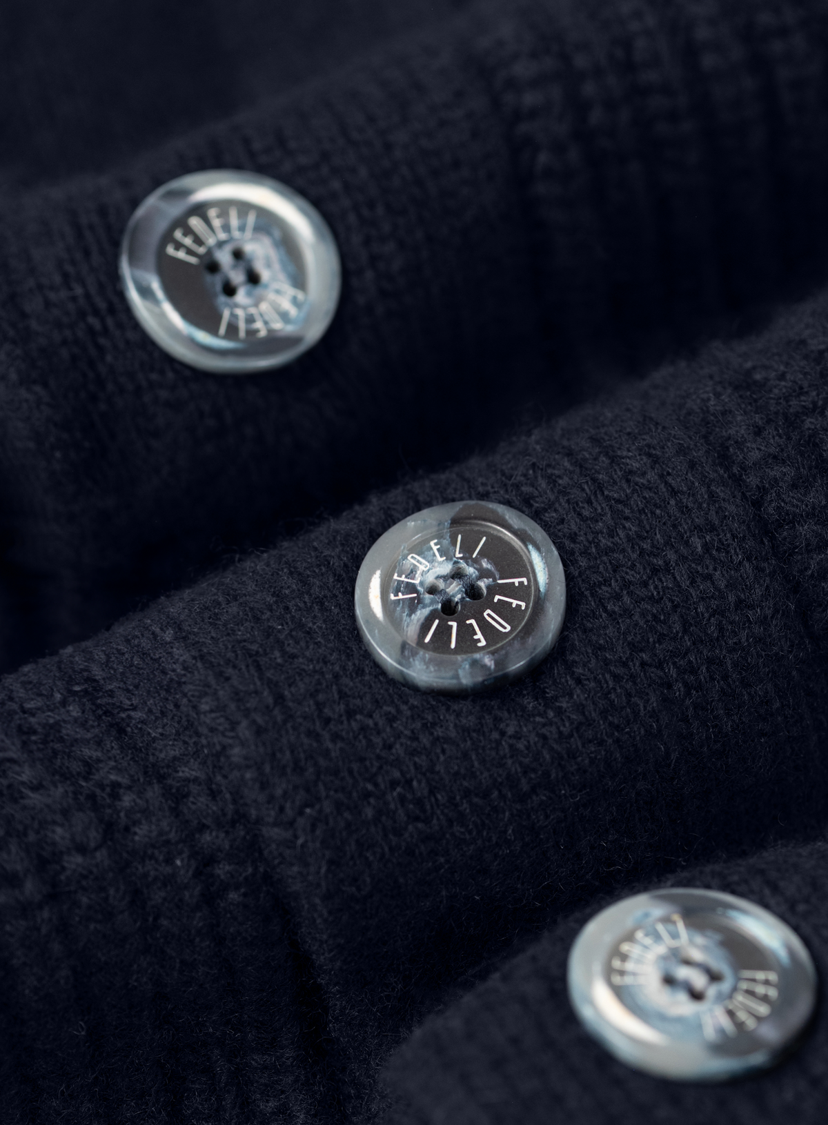 Knoopvest in wol cashmere | FULL_WIDTH | BLUE NAVY