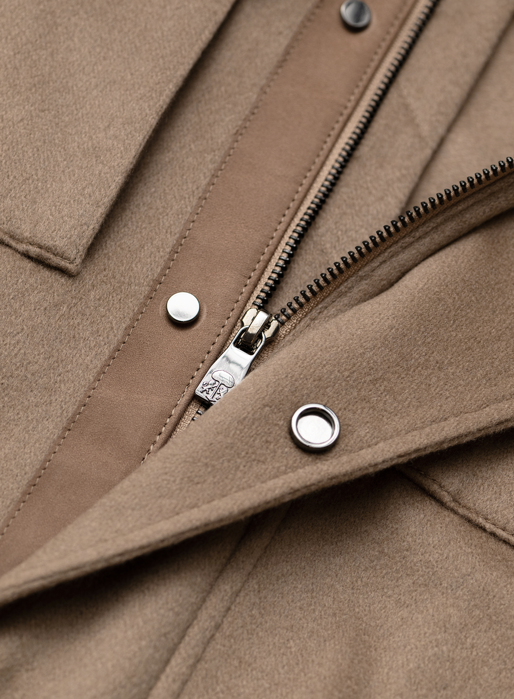 Jack in cashmere | FULL_WIDTH | Camel