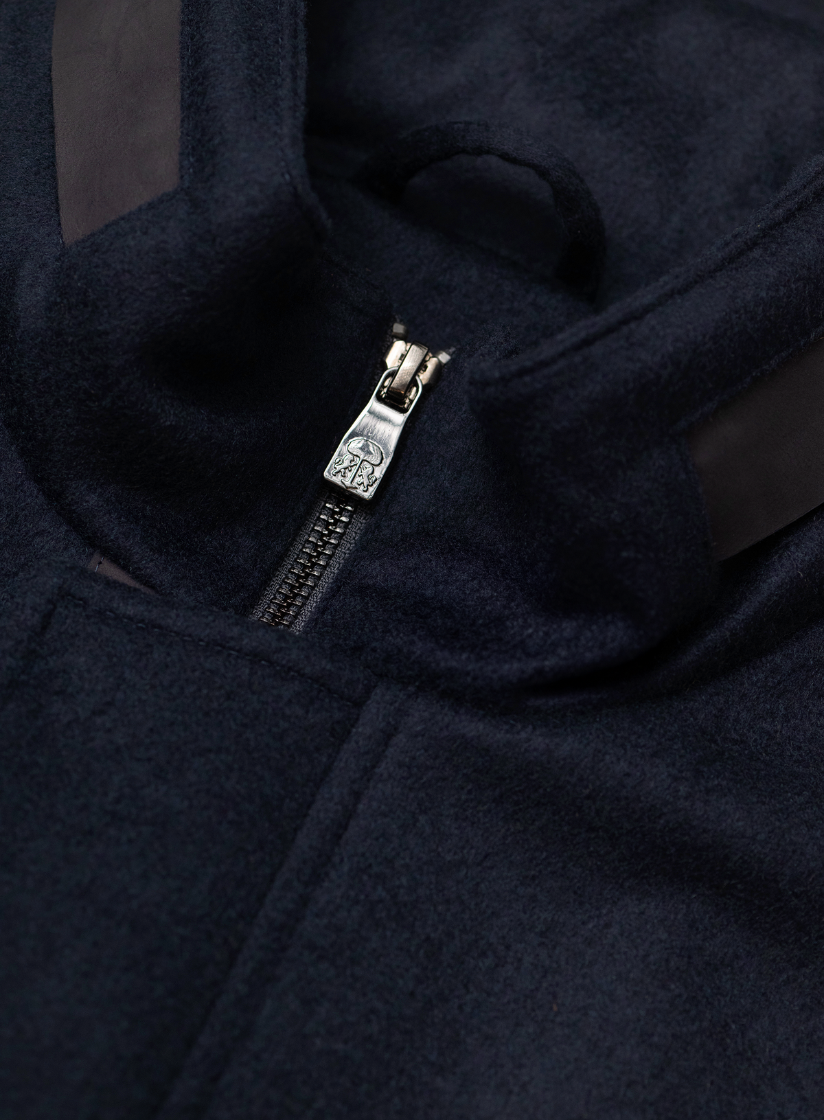 Jack in cashmere | FULL_WIDTH | BLUE NAVY 