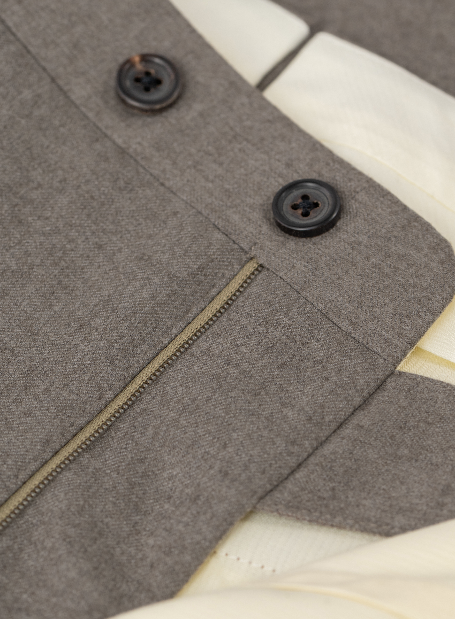 Tweedelig pak van fijne scheerwol | FULL_WIDTH | TAUPE