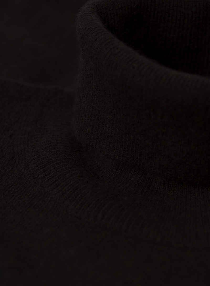 Coltrui in cashmere | FULL_WIDTH | D.Bruin