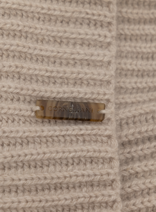 Geribde muts van cashmere