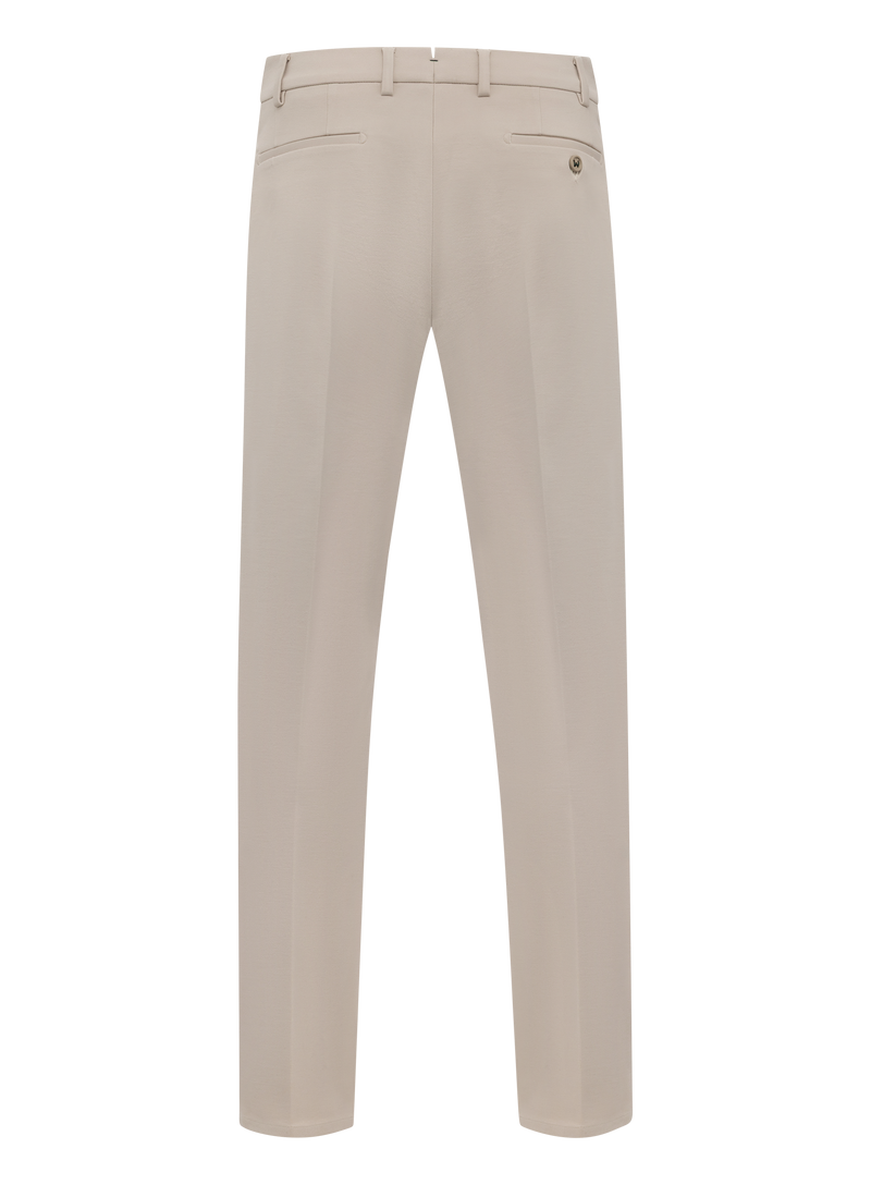Verfijnde chino in tailored fit