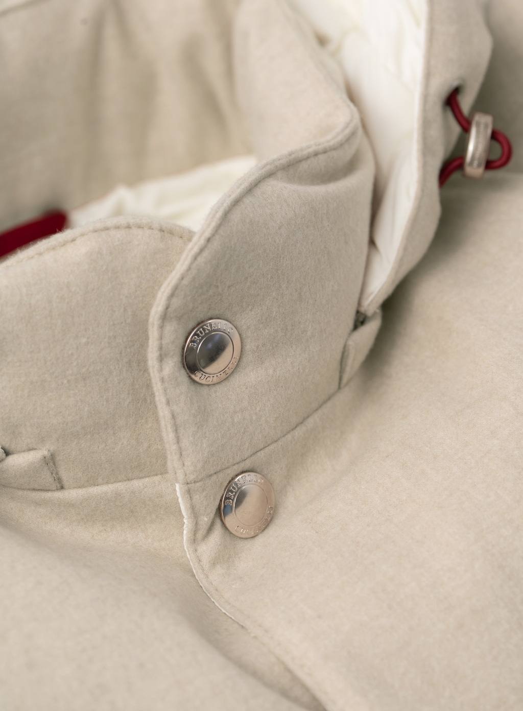 Donsbodywarmer van bonded wollen flanel met afneembare capuchon | FULL_WIDTH | Beige