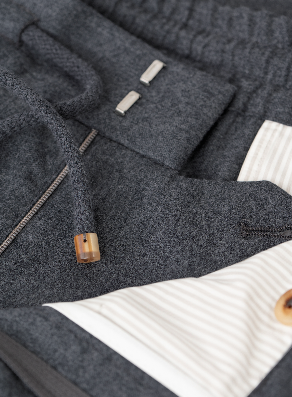 Broek van scheerwolflanel met trekkoordsluiting en dubbele plooien | FULL_WIDTH | Grijs