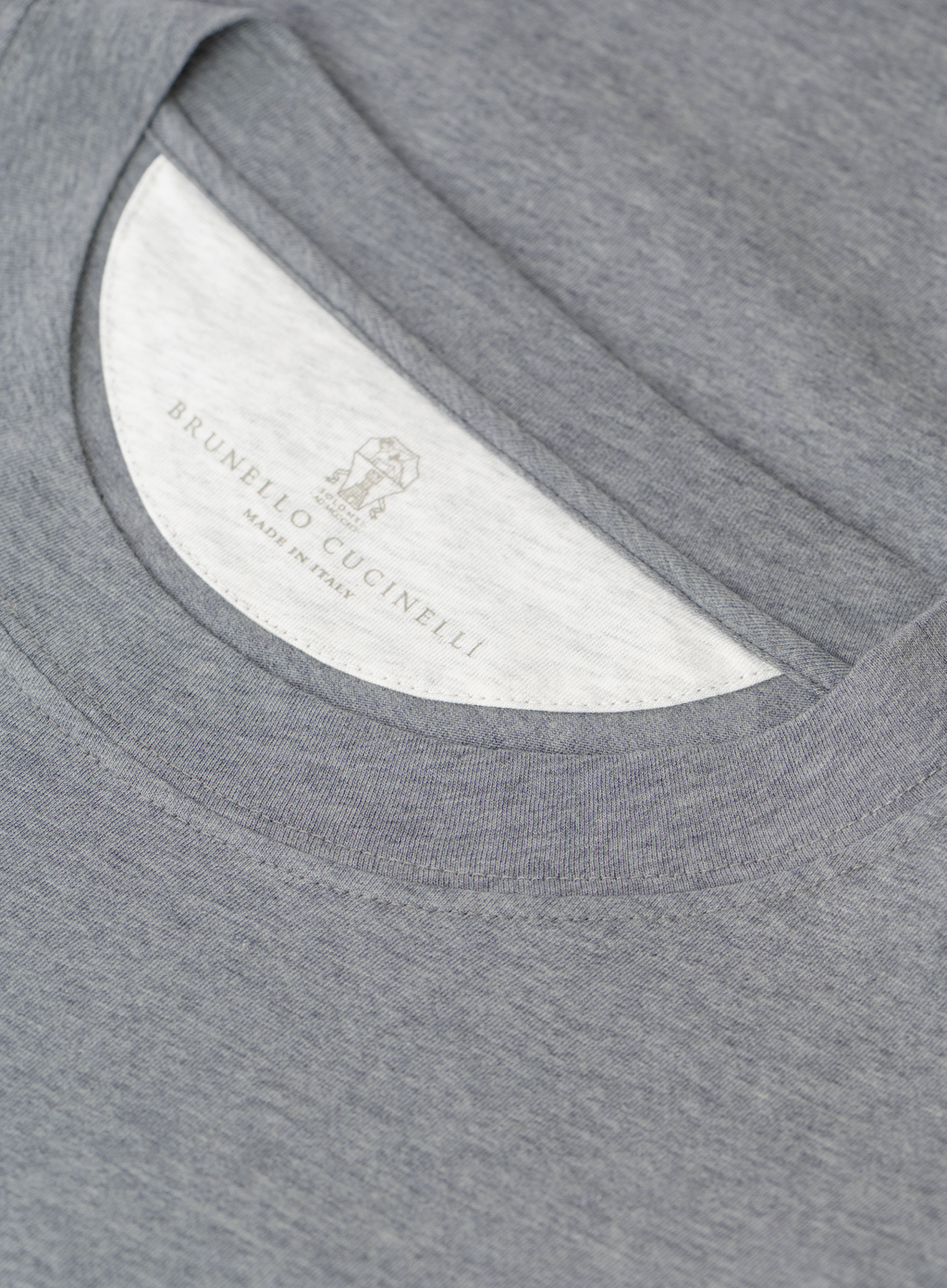 T-shirt van katoen met logodetail | FULL_WIDTH | Grijs 