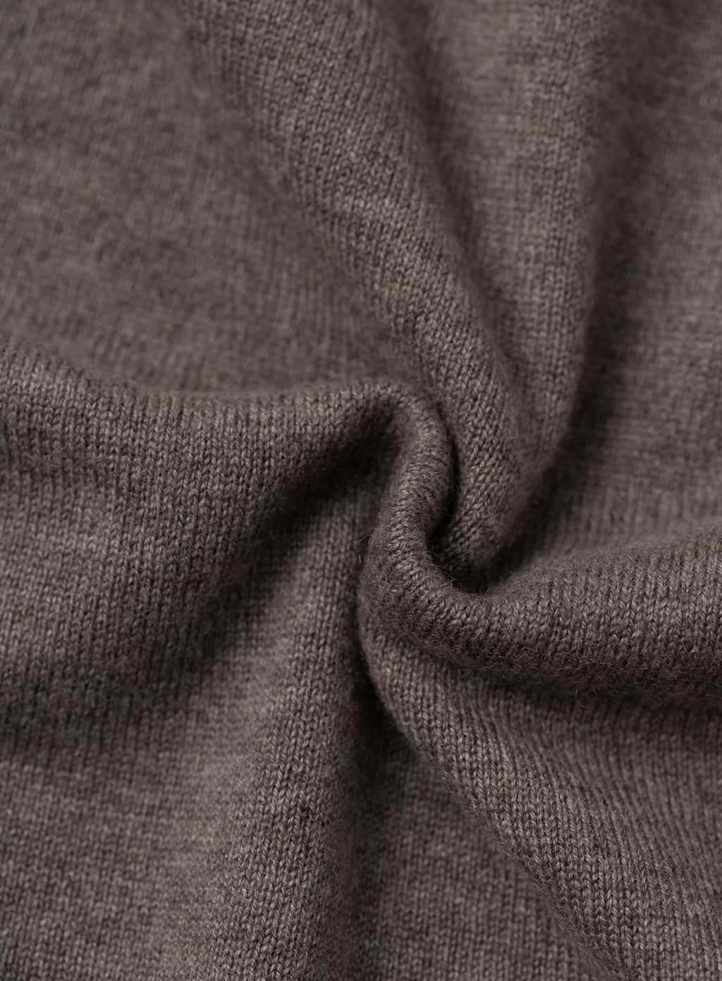 Cashmere buttonless polo met lange mouwen | FULL_WIDTH | TAUPE