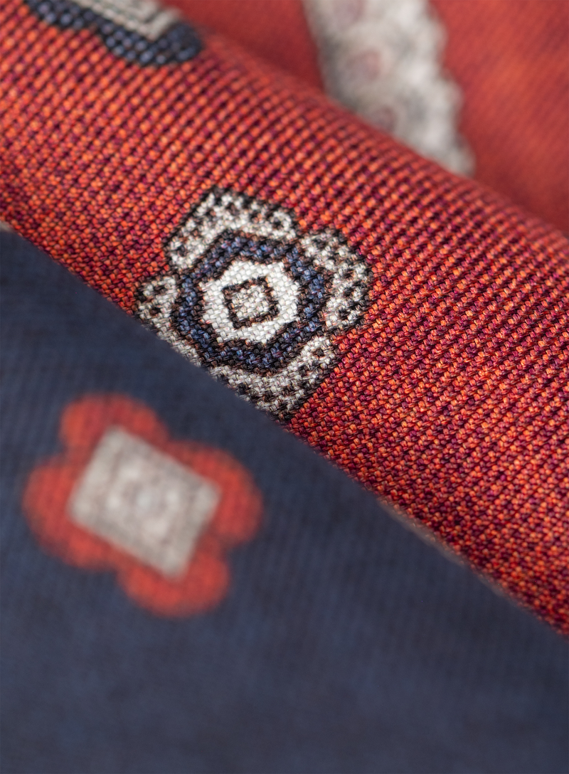 Reversible pochet van zijde met medaillonpatroon | FULL_WIDTH | BLUE NAVY