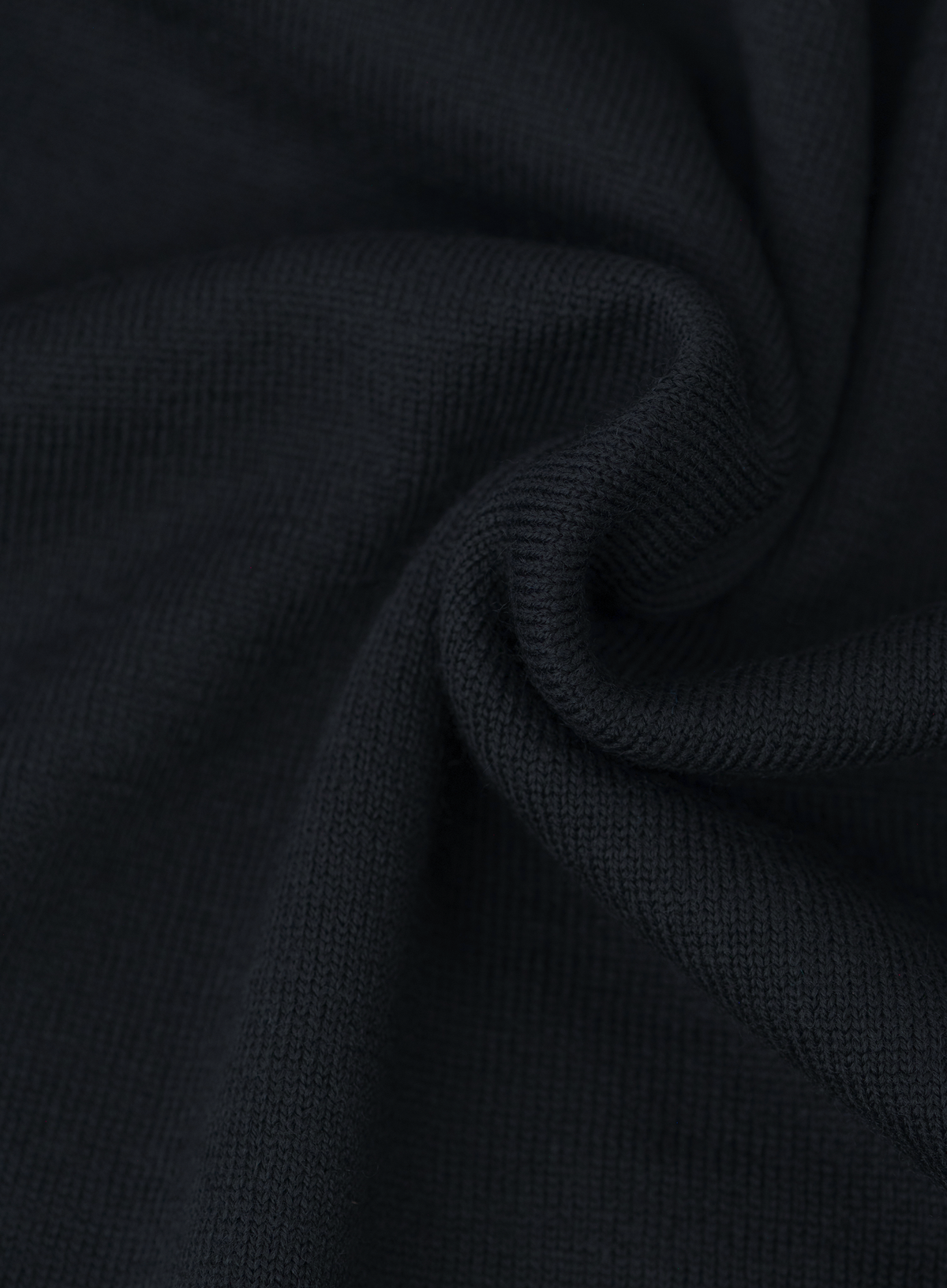 Coltrui in wol | FULL_WIDTH | Zwart