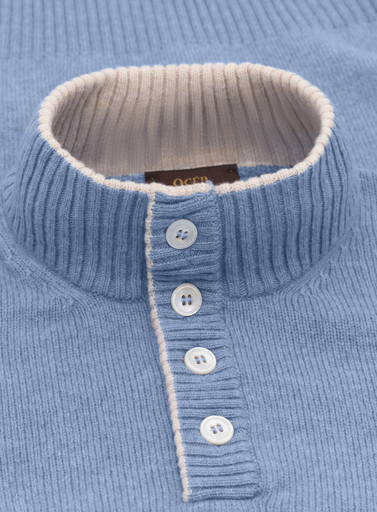 Trui met knoopsluiting in wol | FULL_WIDTH | L.Blauw
