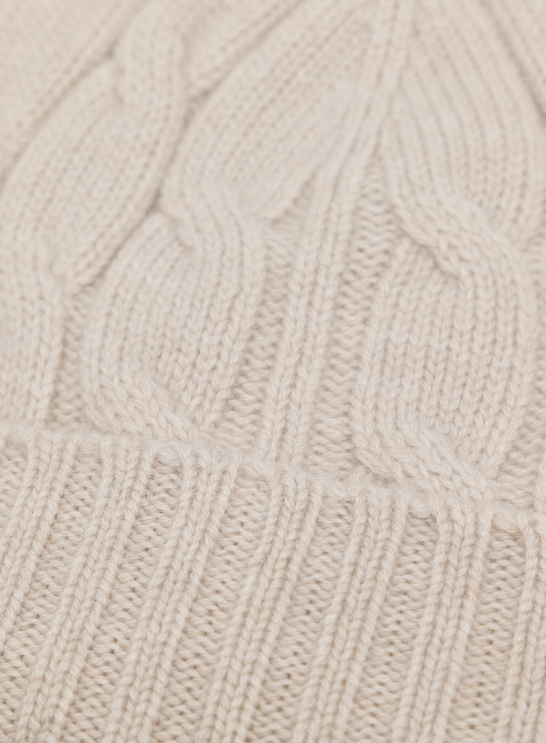 Kabelgebreide muts van cashmere | FULL_WIDTH | Beige