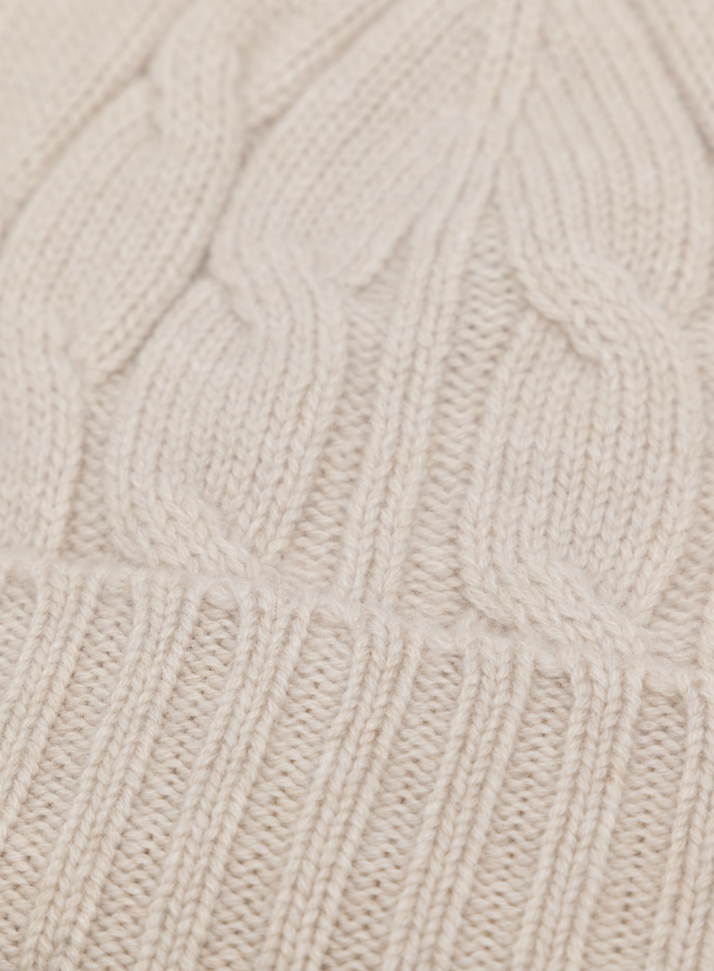 Kabelgebreide muts van cashmere | FULL_WIDTH | Beige