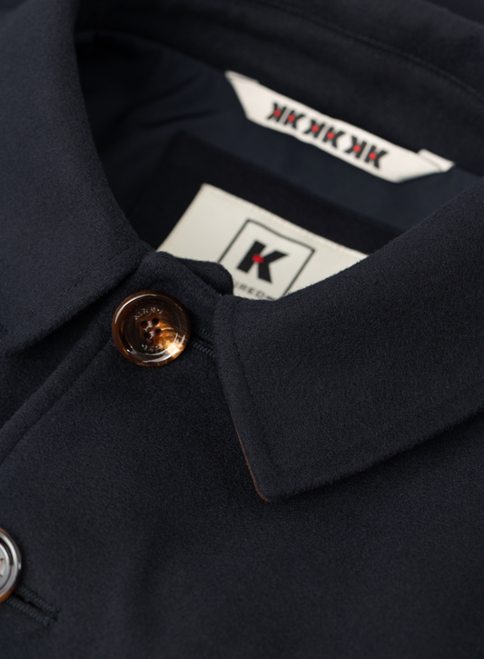 Overshirt met klepzakken en puntkraag