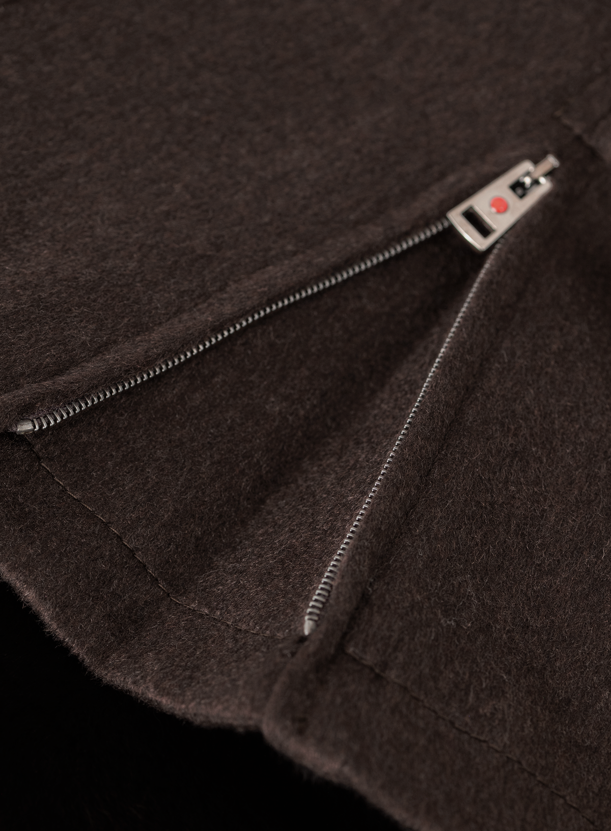 Field jack in cashmere | FULL_WIDTH | D.Bruin