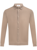Fijngebreid knoopvest van scheerwol | Beige