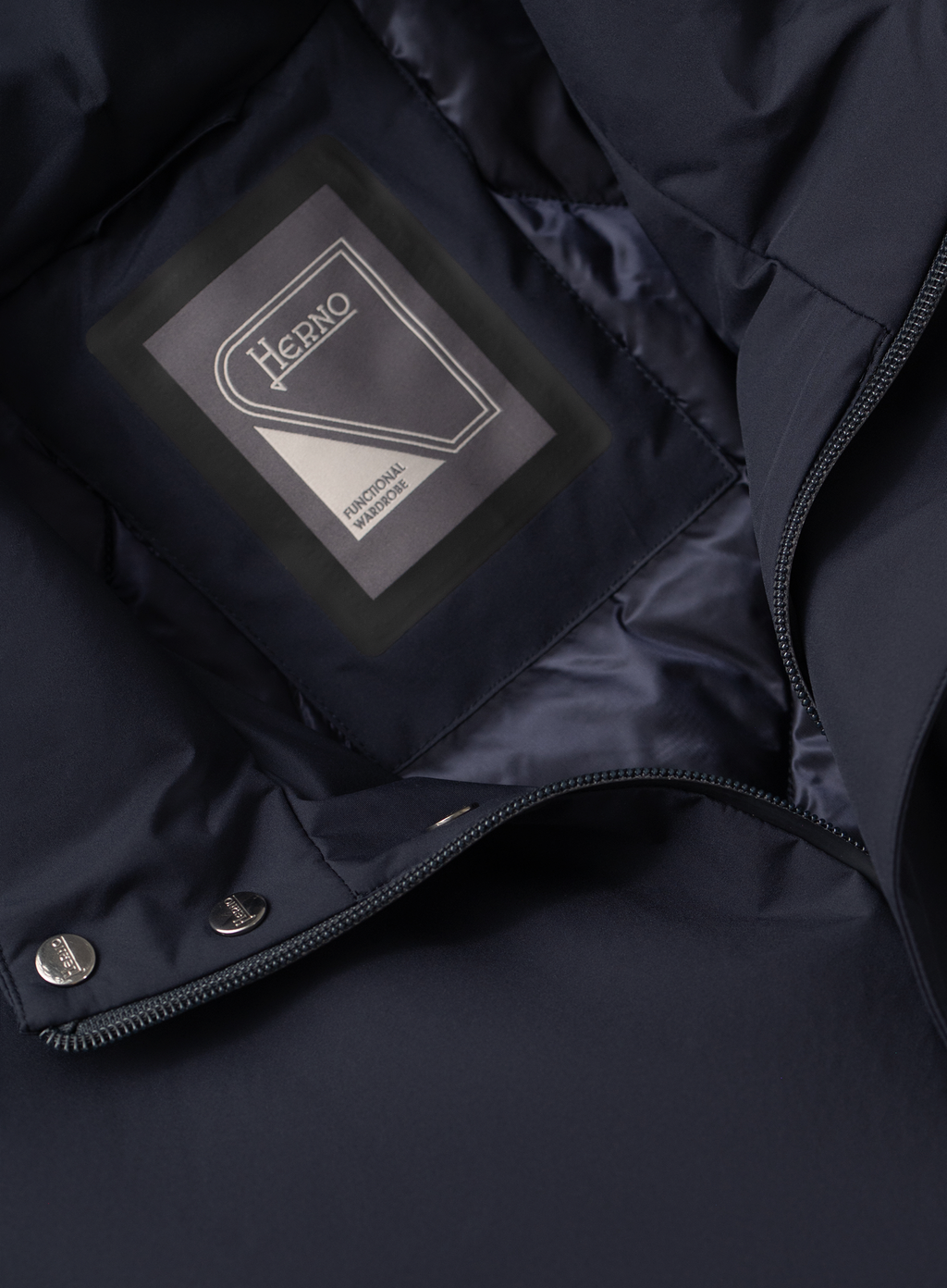 Jack in technische stof | FULL_WIDTH | BLUE NAVY