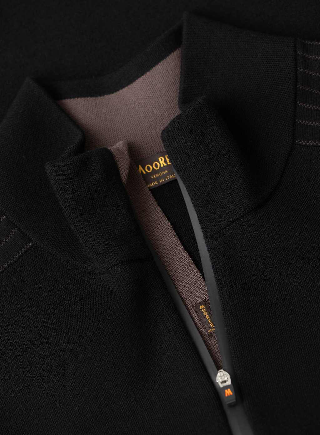 Half-zip vest in wol stretch | Zwart